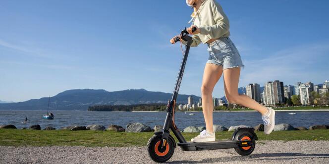 electric scooter.jpg