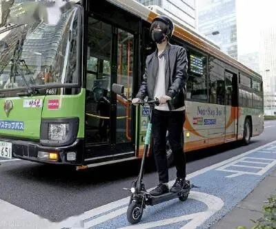 What safety tests are required for the electric scooter brake system after installation?